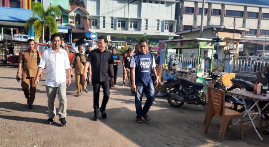 Tempat Baru PKL Sepi Pengunjung