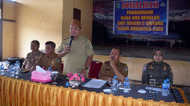 Sosialisasi Dana BOS, Melkianus Dorong Agar Menjadi Sekolah Unggulan