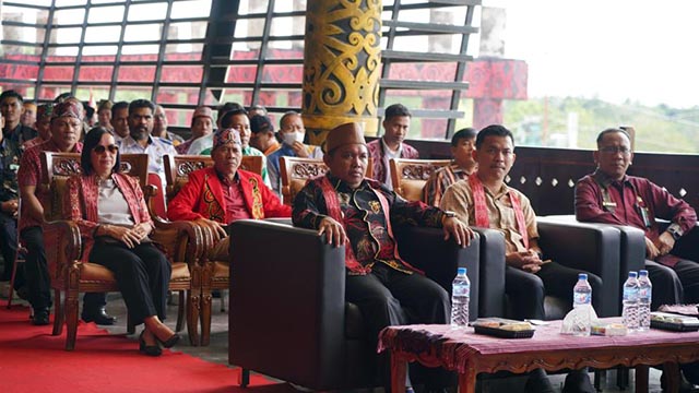 Wabup Sintang Minta DAD Sintang Jalin Kemitraan Dengan Pemkab Sintang