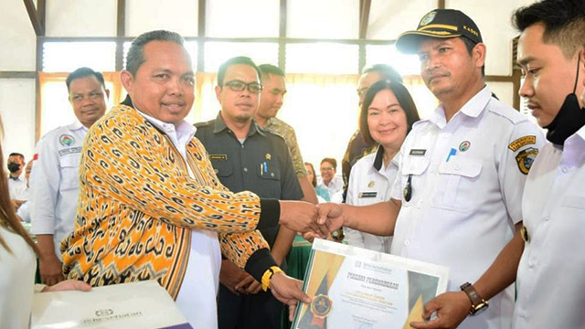 Wakil Bupati Sintang Hadiri Musrenbang Kecamatan Sungai Tebelian