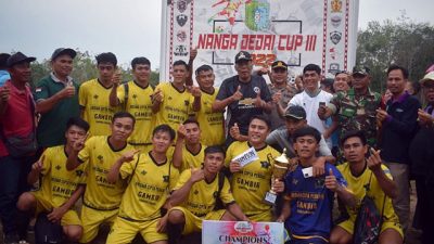 Jarot Tutup Turnamen Bola di Dedai