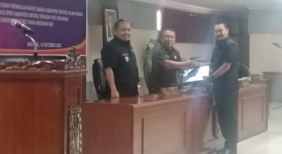 DPRD Sintang Gelar Paripurna ke-14, Fraksi-Fraksi Sampaikan Pandangan Umum