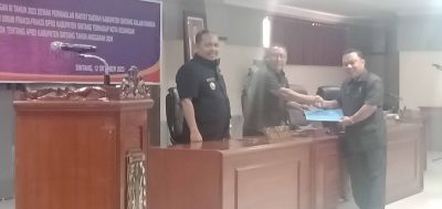 Fraksi PDIP Usulkan Penataan halaman Rumah Betang Dan Museum Kapuas Raya.
