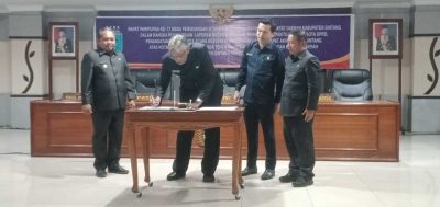 DPRD Sintang Gelar Rapat Paripurna Ke-17, Masa Persidangan III