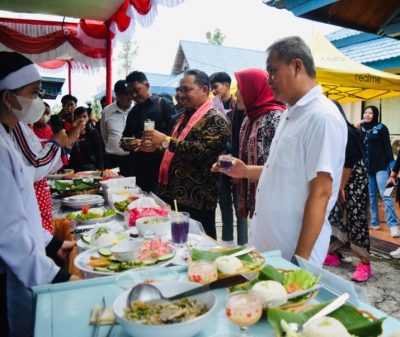 Yustinus Hadiri Pembukaan Festival Pelajar