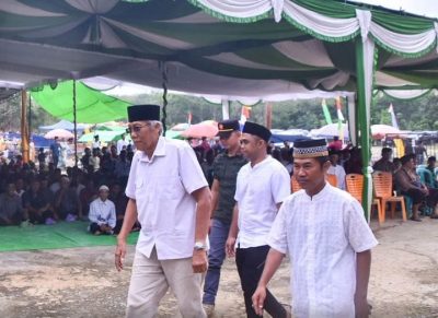 Dampingi Bupati Sintang Hadiri Tabligh Akbar Rutin BKMT, Ini Kata Camat Karjito
