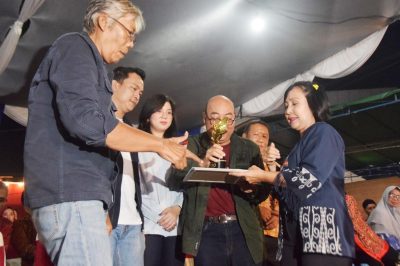 Galeri Motor Bandong Raih Prestasi di Kanca Nasional, Hendrika Harap Sintang Dapat Dikenal Luas