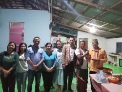 Lestarikan Tradisi, Toni Meriahkan Gawai di Desa Merpak