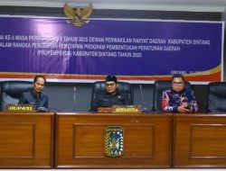 Paripurna DPRD Sintang Tetapkan Perubahan Propemperda Tahun 2025