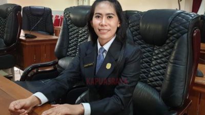 Anastasia Dorong Masyarakat Sintang Melek Teknologi di Era Digital