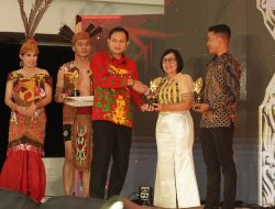 Gunung Kelam Raih Penghargaan Destinasi Unik di API Awards IX, Banggakan Sintang