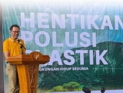 Sintang Siap Terapkan Larangan Kantong Plastik Sekali Pakai Mulai 1 Desember 2025