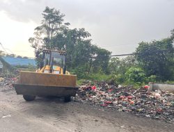 Penumpukan Sampah Di Hutan Wisata Baning Diatasi, DPRD Sintang Himbau DLH Bekerja Responsif