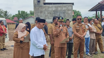 Pemerintah dan Keluarga Memberikan Penghormatan Terakhir kepada Zainal Abidin