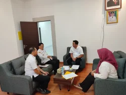 Kesbangpol Sintang Sampaikan Laporan Terkini Sosial dan Politik kepada Wakil Bupati